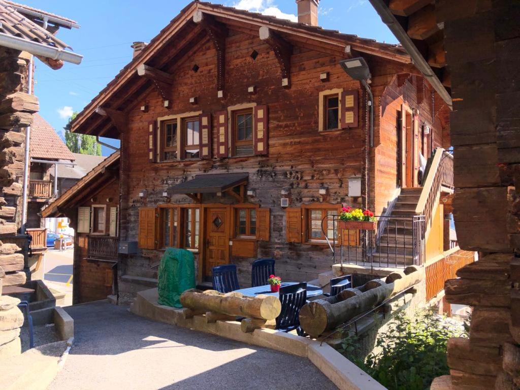Appartement Le Ver Luisant à Saint-Martin, Val d'Hérens, Valais Exterior foto
